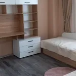 Rent 3 bedroom apartment of 80 m² in Гагарин