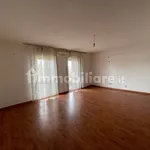 Rent 5 bedroom apartment of 120 m² in Naples