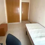 Rent 5 bedroom apartment in Castellón de la Plana