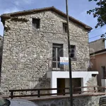 Rent 6 bedroom house of 105 m² in Pastena