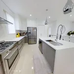 Rent 4 bedroom house in Minto