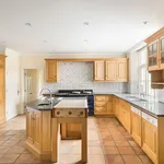 Rent 8 bedroom house in South East England