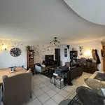 Louer appartement de 3 pièces 69 m² 830 € à Bourgoin-Jallieu (38300) : une annonce Arthurimmo.com