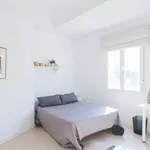 Rent a room of 110 m² in Madrid