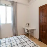 Rent 3 bedroom apartment of 25 m² in Valencia