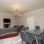 Rent 3 bedroom flat of 1001 m² in Bath