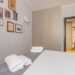 Rent 4 bedroom apartment of 55 m² in Milan