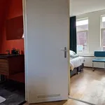 Huur 2 slaapkamer appartement van 85 m² in Den Haag