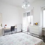 Rent a room of 160 m² in rome