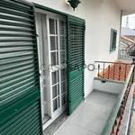 Rent 3 bedroom house of 223 m² in Seixal