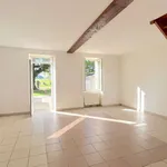 Rent 4 bedroom house of 93 m² in Pugnac