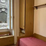 Rent a room of 100 m² in naples