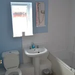 Rent 6 bedroom house in West Midlands