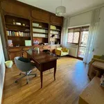 Rent 6 bedroom house of 246 m² in Rome