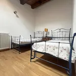 Rent 5 bedroom apartment of 100 m² in L'Aquila