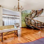 Rent 8 bedroom house of 473 m² in Roma