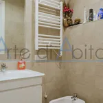 Rent 4 bedroom apartment of 91 m² in Padova