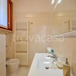 Rent 2 bedroom apartment of 50 m² in Bardolino