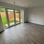 Rent 3 bedroom house in East Midlands