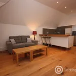 Rent 2 bedroom flat in Glasgow