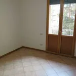 Rent 4 bedroom apartment of 90 m² in Bologna