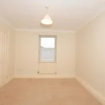 Rent 2 bedroom flat in Elmbridge