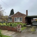 Rent 3 bedroom house in Thornbury