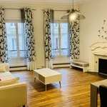 Appartement de 88 m² avec 3 chambre(s) en location à P