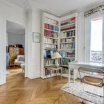 Appartement de 1561 m² avec 3 chambre(s) en location à Paris