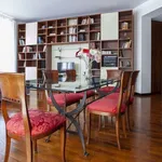 Rent 3 bedroom apartment of 140 m² in milan