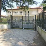 Rent 4 bedroom apartment of 140 m² in Albizzate