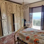 Rent 5 bedroom apartment of 100 m² in Massa