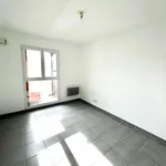 Appartement de 65 m² avec 3 chambre(s) en location à Venelles