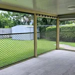 Rent 3 bedroom house of 605 m² in Townsville