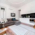 Rent 1 bedroom apartment of 50 m² in porto