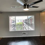 Rent 2 bedroom apartment in Long Beach