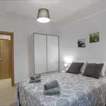 Rent 4 bedroom apartment of 55 m² in Lisboa