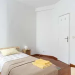 Rent a room in lisbon