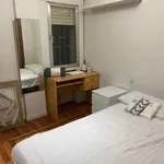 Rent a room of 120 m² in madrid