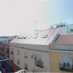 Rent 1 bedroom apartment of 25 m² in Madrid