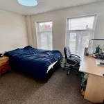 Rent 6 bedroom house in Wales