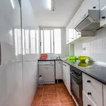 Rent a room of 160 m² in valencia