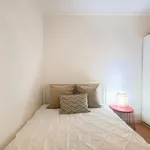 Rent 4 bedroom apartment in Lisbon