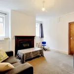 Rent 5 bedroom house in Nottingham