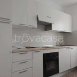 Rent 4 bedroom apartment of 80 m² in Rovegno