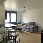 Appartement de 14 m² avec 6 chambre(s) en location à Loos