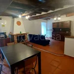 Affitto 2 camera appartamento di 88 m² in Ronciglione