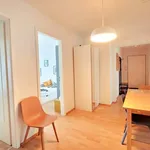 Rent a room of 100 m² in Berlin