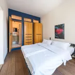 Miete 2 Schlafzimmer wohnung von 667 m² in Berlin