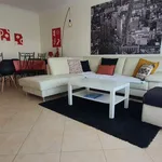 Rent 2 bedroom apartment of 100 m² in Armação de Pêra